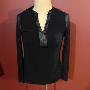 Maurices Black Long-Sleeve V-Neck Mixed-Media Top Size Small